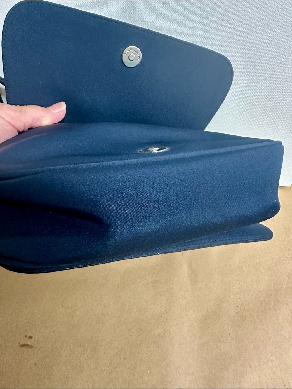 Croc-Embossed Navy Shoulder Bag - Picture 4 of 7